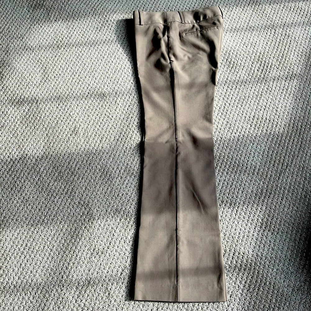 Loft Marisa pants. 4R. NWOT. Never worn too long for me.